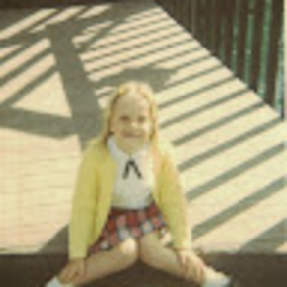 Meet your Posher, Corry - Picture 1 of 1